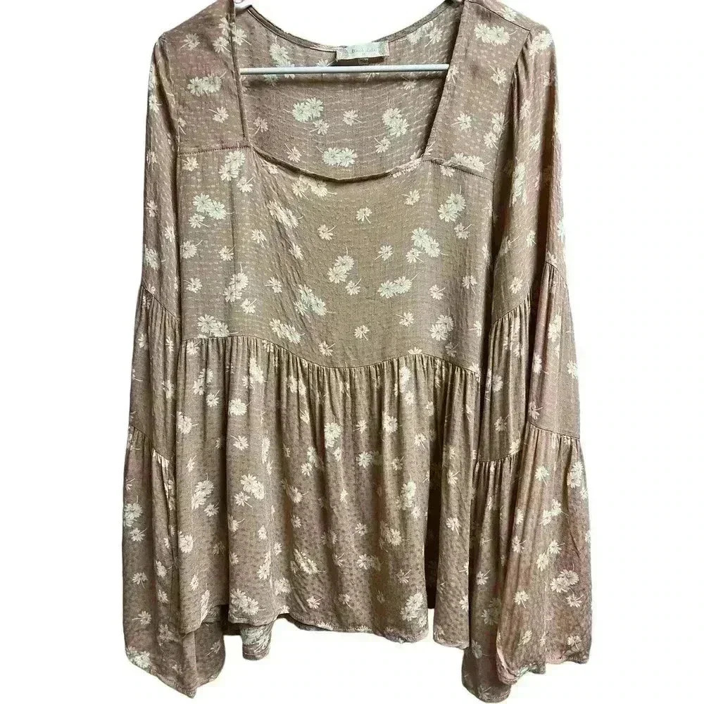 Alter'd State Flared Sleeve Floral Blouse Boho Style Women's Size Medium - Picture 4 of 8
